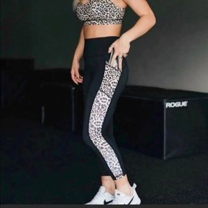 Zyia Leopard Brilliant Pocket Hi-Rise Capri Size:12